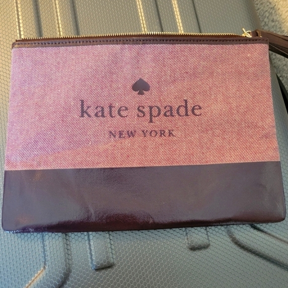 Bag - Picture 1 of 2